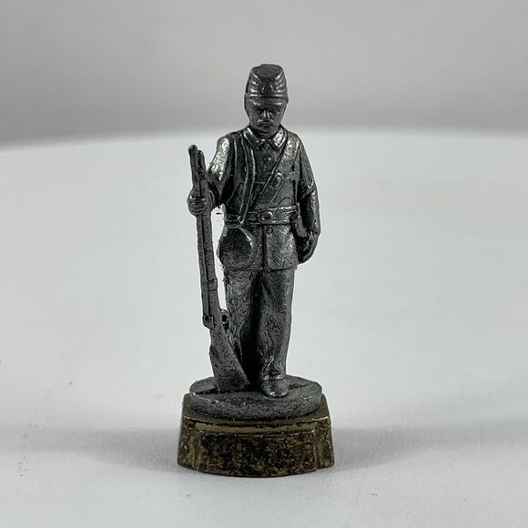 Six Civil War Soldiers Metal Pewter Finished Figures Measures 1-5/8" - Picture 8 of 13